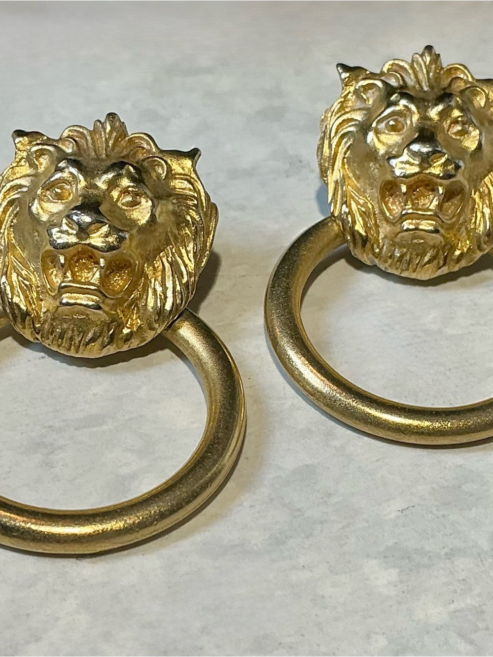 Vintage Anne Klein Shiny Gold Tone Lion Door Knocker Pierced Earrings 1980s